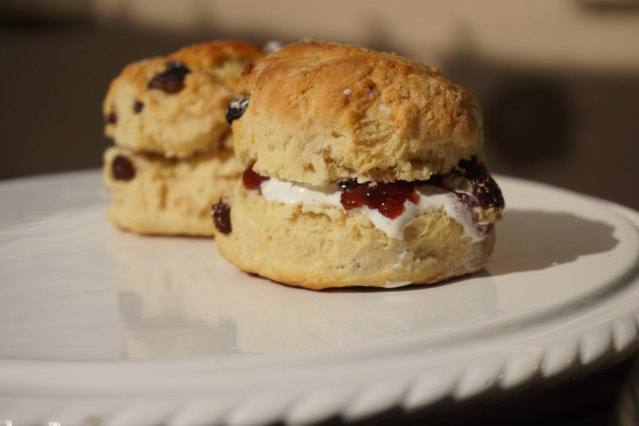 The Good Guide To Gluten-Free Scones (With A Few Plant-Based Options For Good Measure)